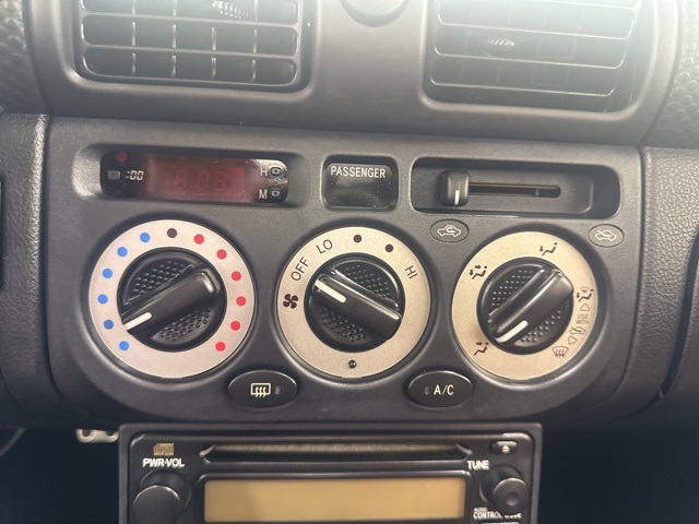 2001 Toyota MR2 Spyder photo 27