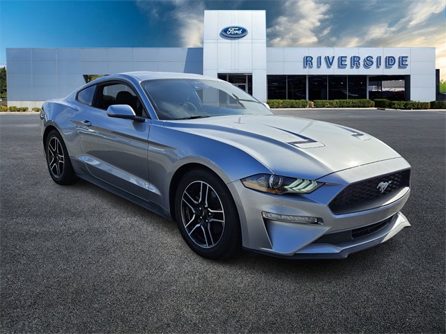 2022 Ford Mustang EcoBoost