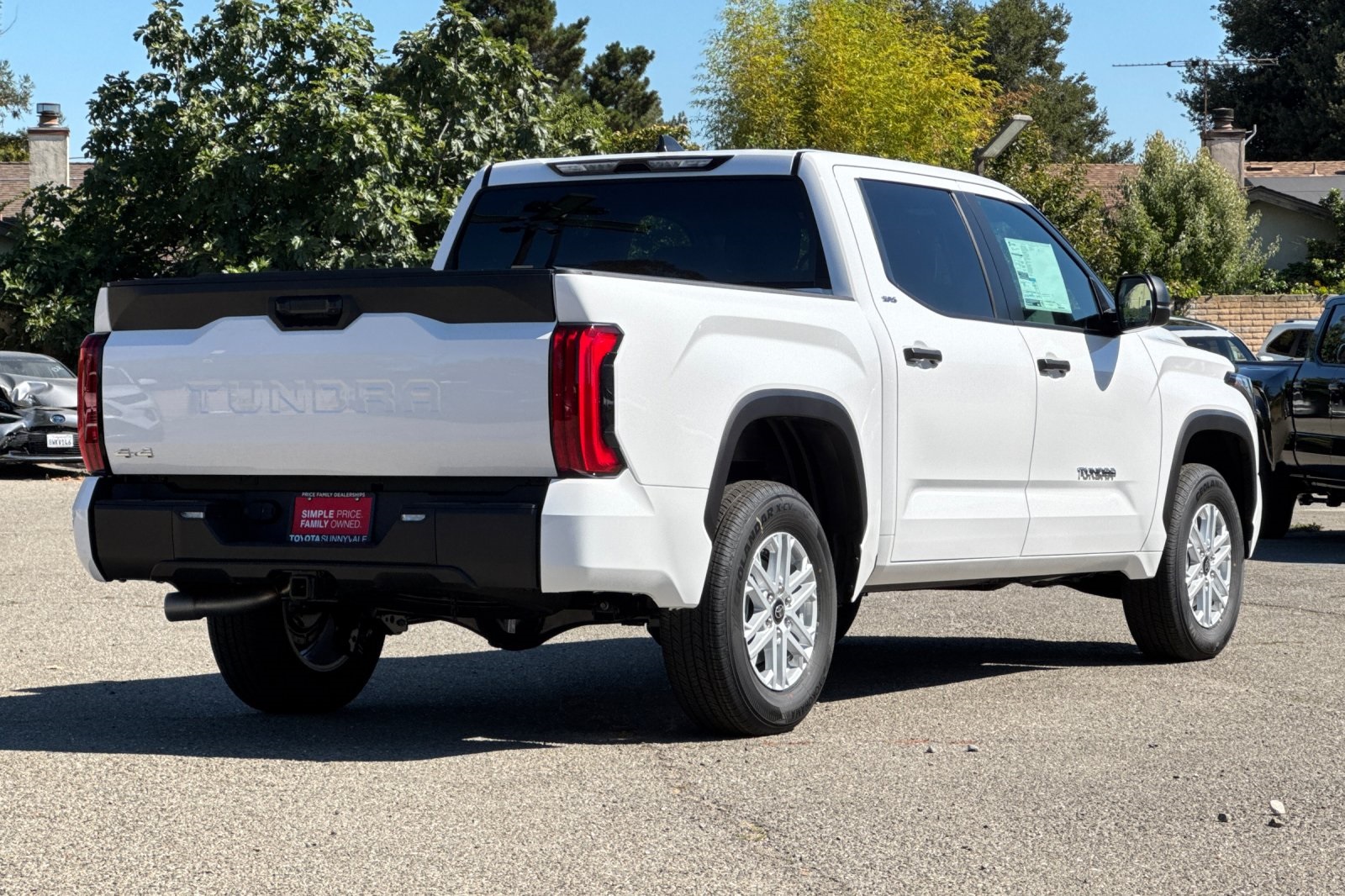 2025 Toyota Tundra SR5 CrewMax photo 3