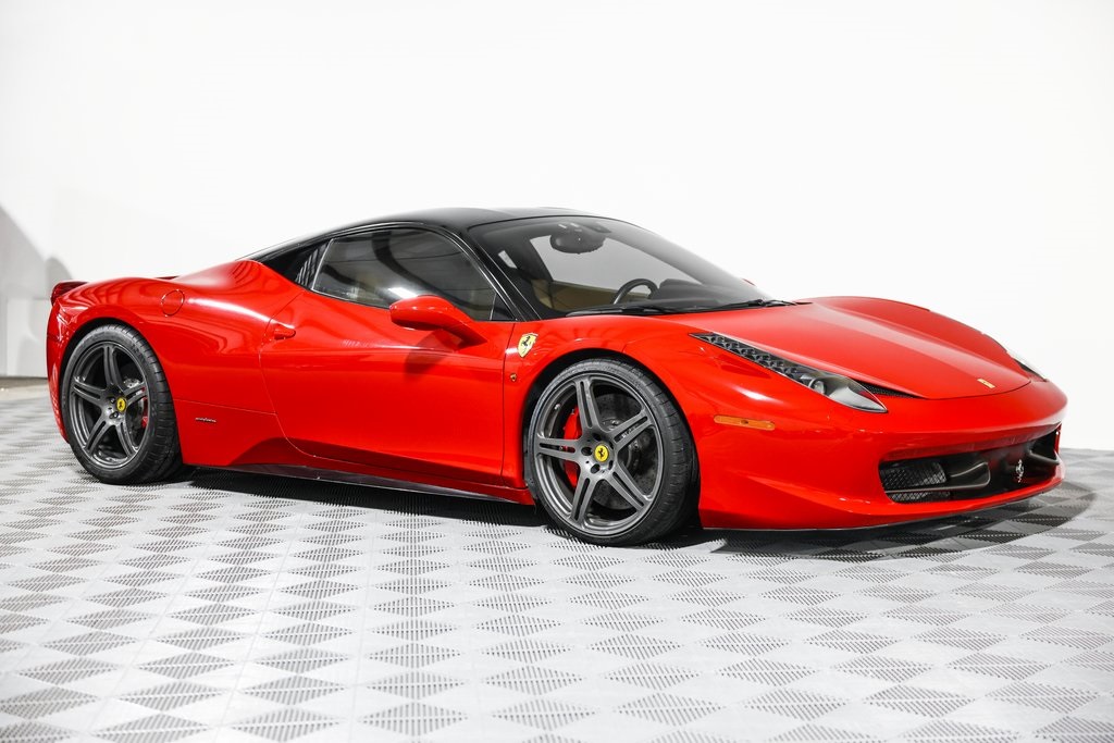 2010 Ferrari 458 Italia Base photo 4