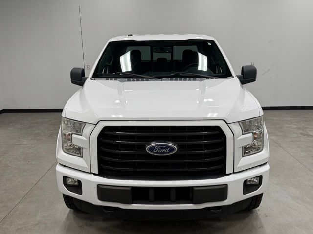 2016 Ford F-150 XLT photo 3