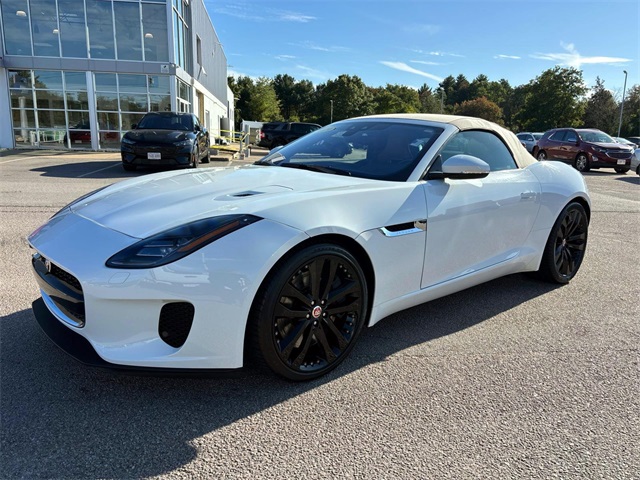 2019 Jaguar F-TYPE P380 photo 5