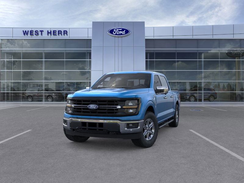 2025 Ford F-150 XLT photo 2