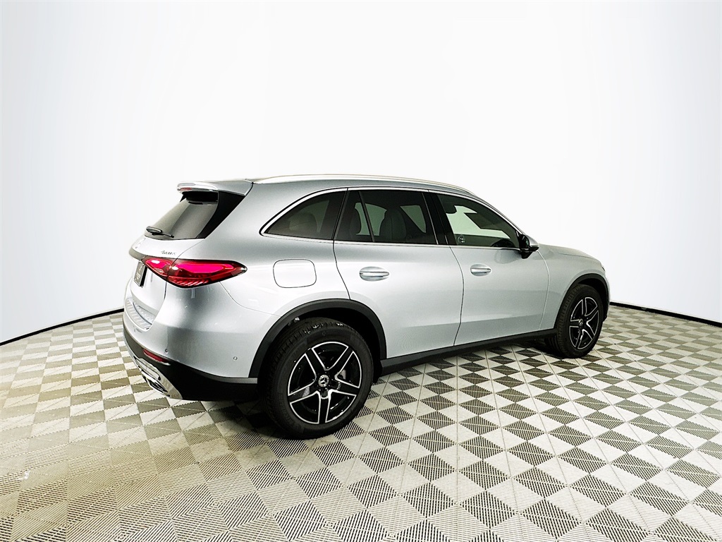 2026 Mercedes Benz GLC 300 4MATIC photo 7