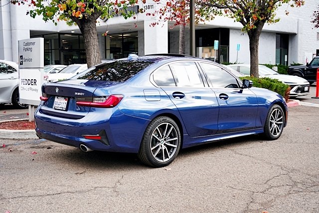 Used 2022 Blue BMW 330i image 8