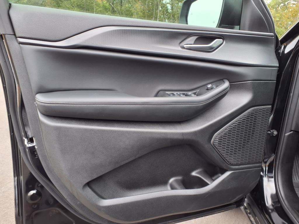 2024 Jeep Grand Cherokee Laredo X photo 4