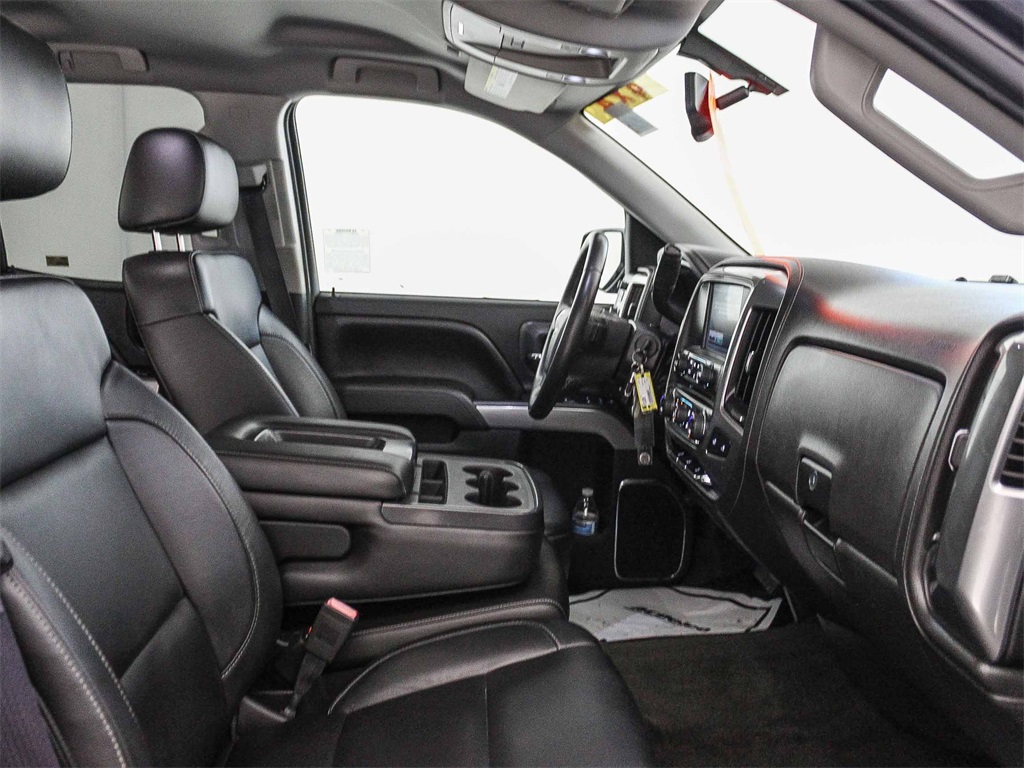 2015 Chevrolet Silverado LTZ photo 14