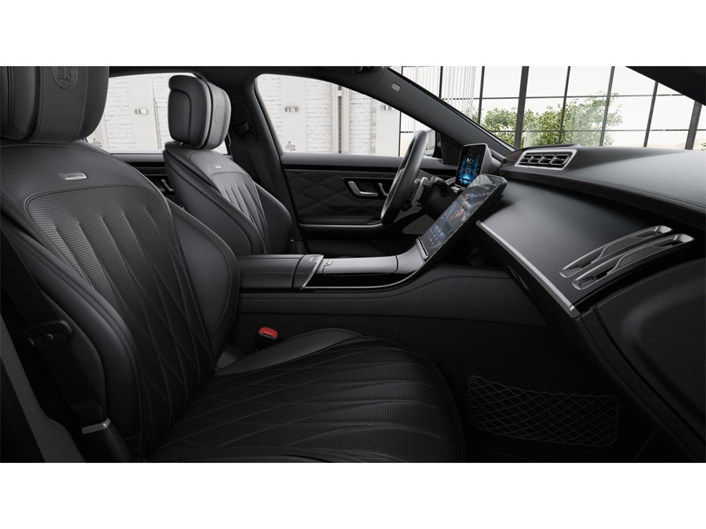 2025 Mercedes Benz S 63 AMG 4MATIC photo 4
