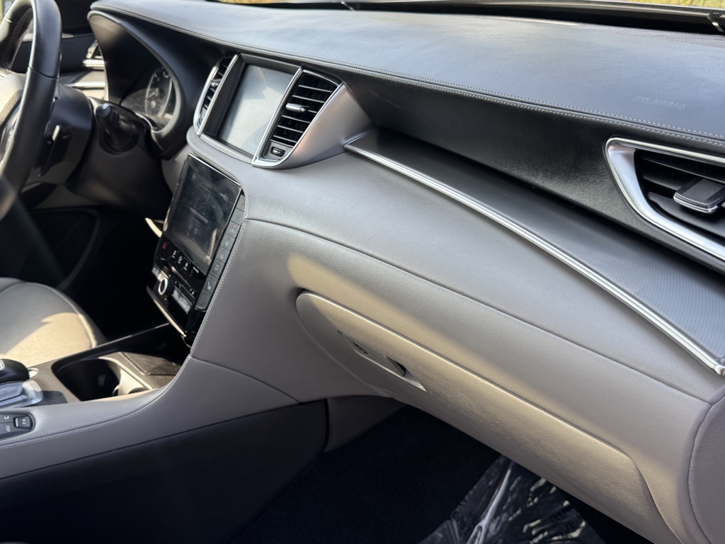 2024 Infiniti QX50 Luxe photo 21