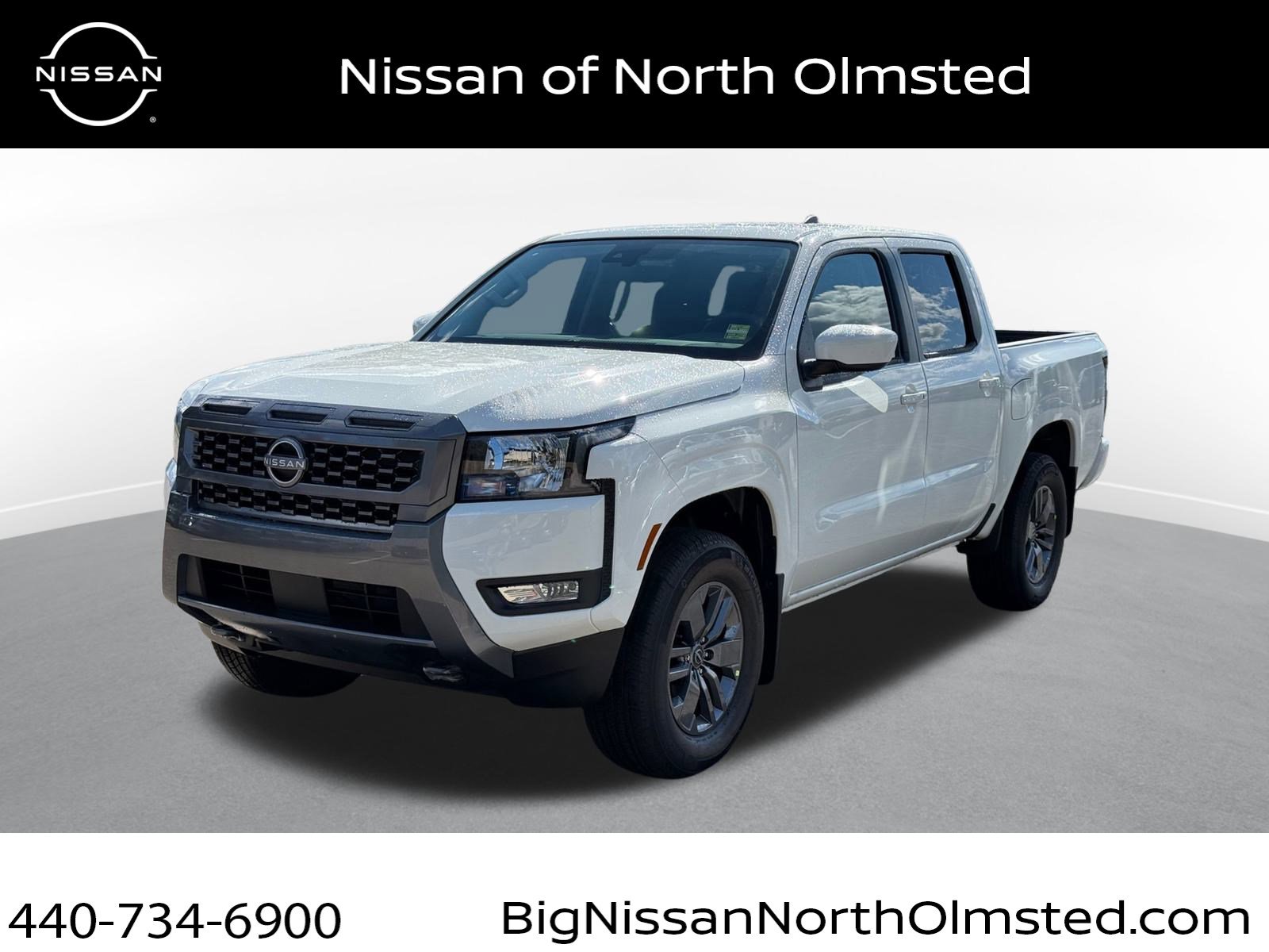 2025 Nissan Frontier SV's photo