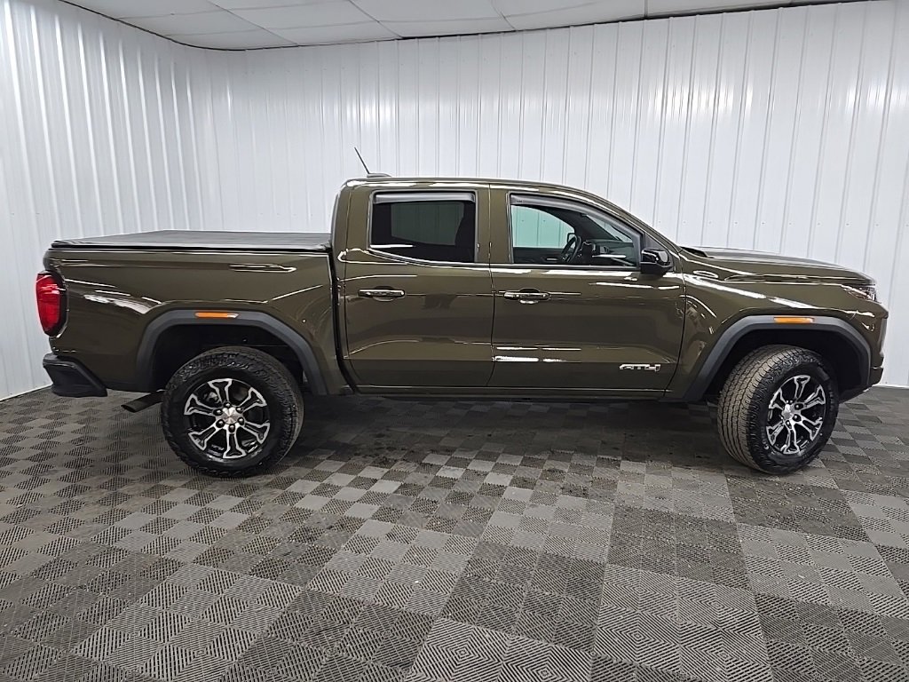 2024 Gmc Canyon AT4 photo 2