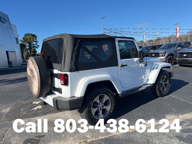 2016 Jeep Wrangler Sahara photo 3