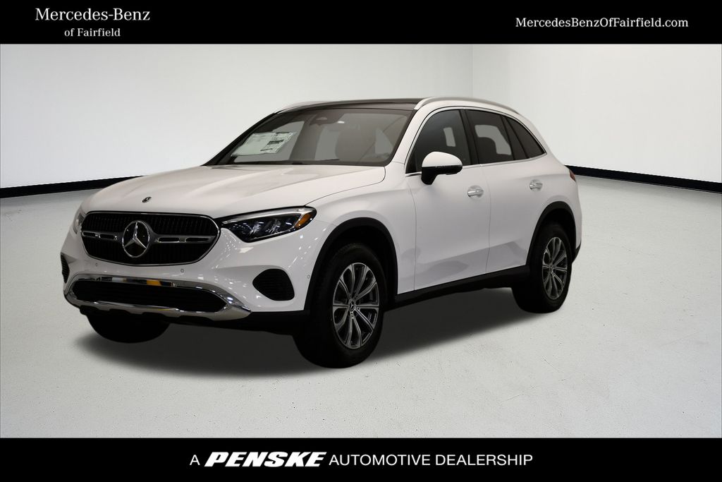 2026 Mercedes-Benz GLC Base's photo