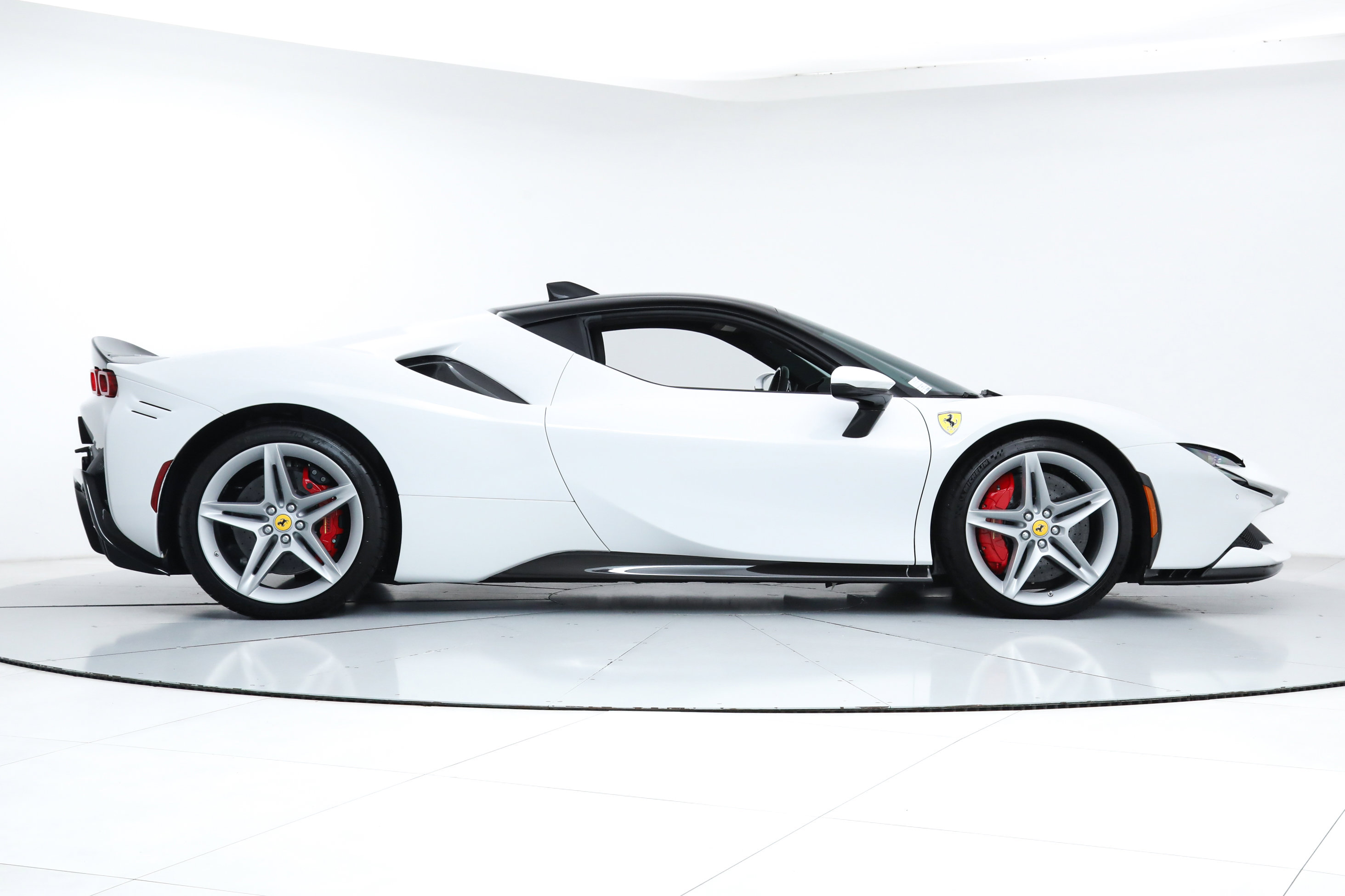 2023 Ferrari SF90 Stradale Assetto Fiorano photo 9