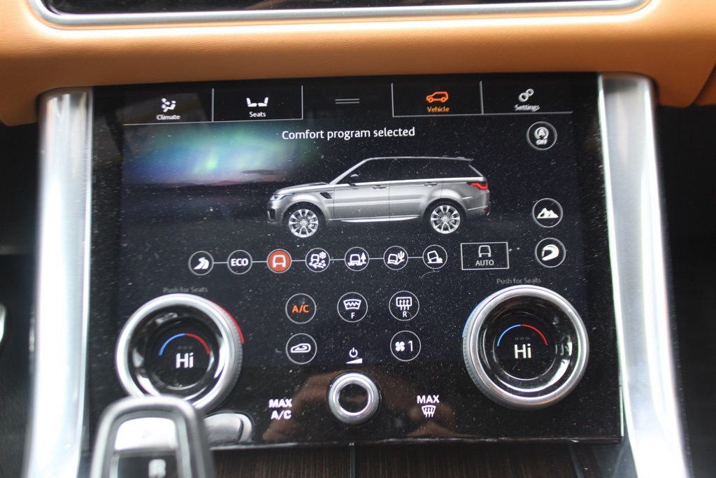 2019 Land Rover Range Rover Sport SuperCharged photo 16