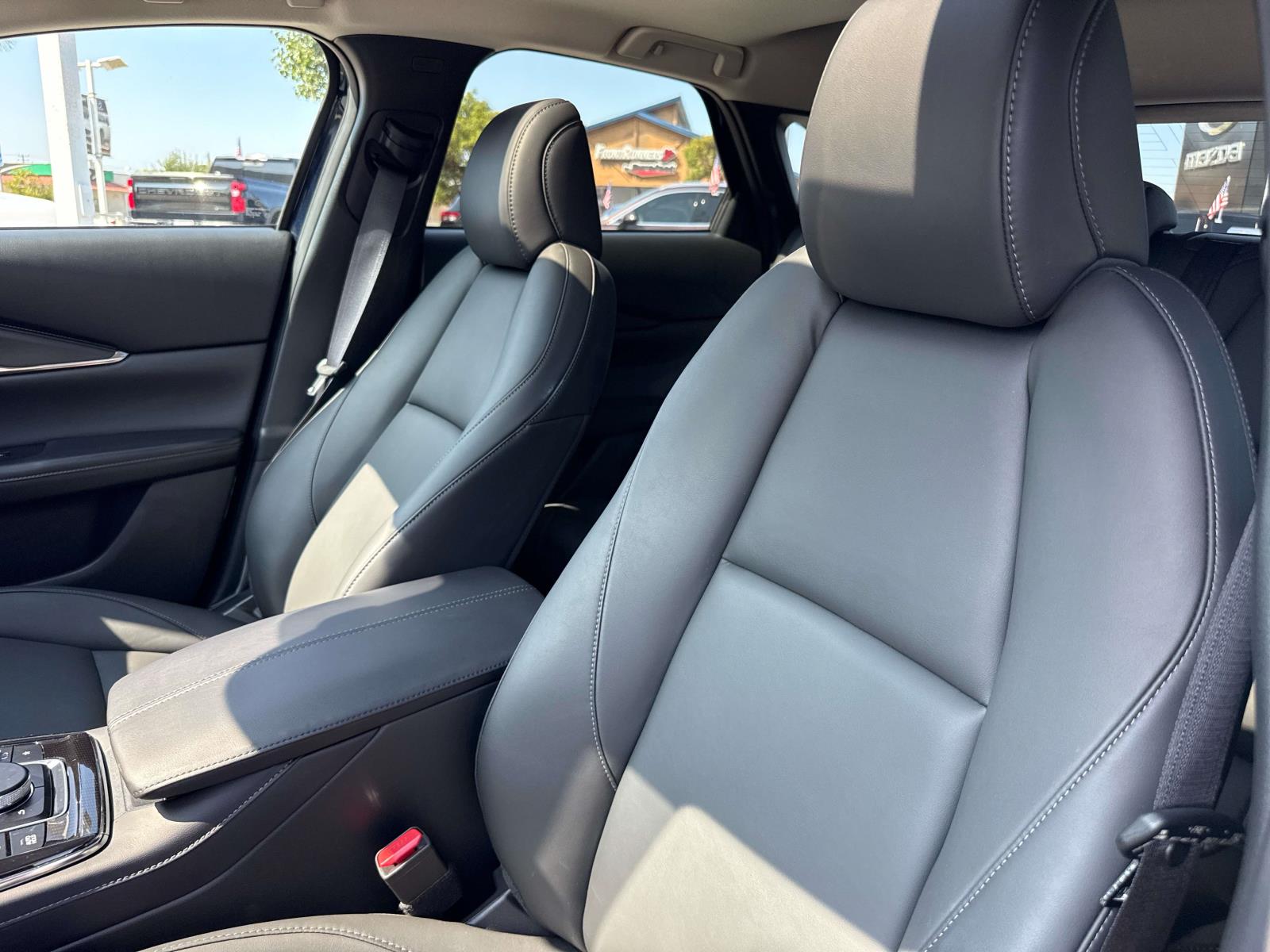 2025 Mazda CX-30 2.5 S Preferred photo 22