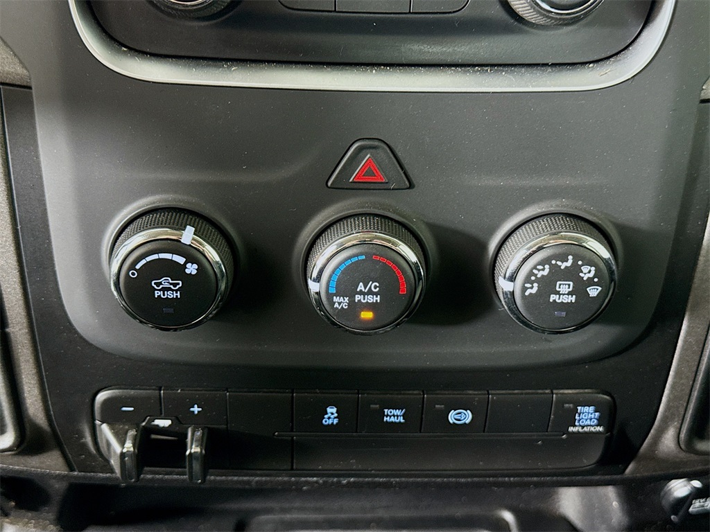 2013 Ram 2500 Tradesman photo 18