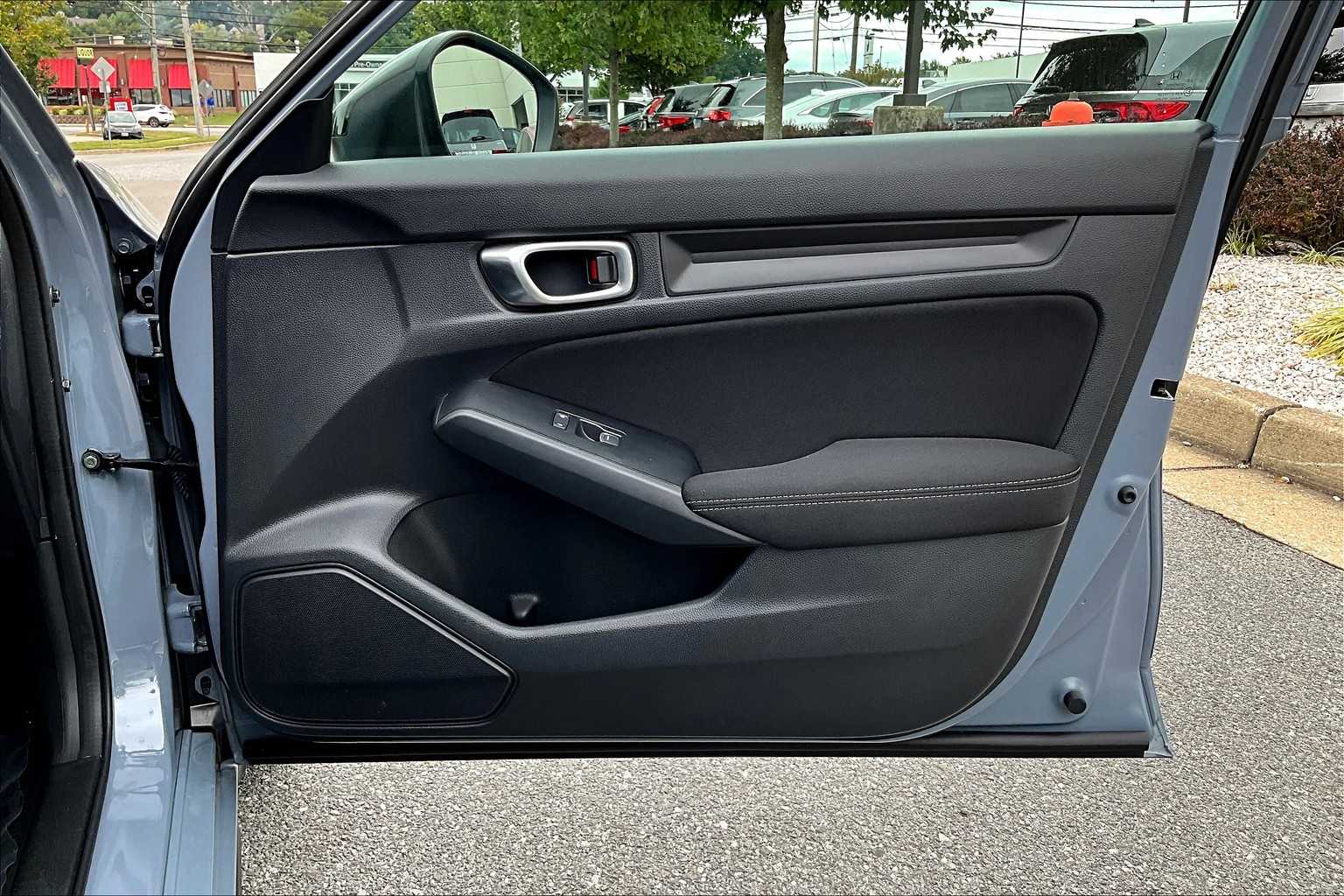 2023 Honda Civic Hatchback Sport photo 21