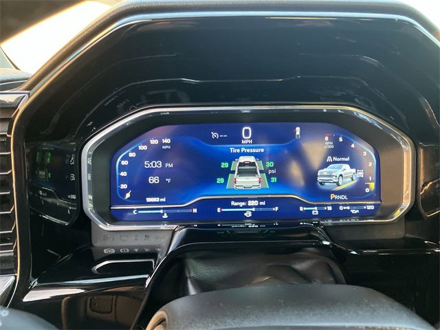 2024 Chevrolet Silverado 1500 LT photo 3