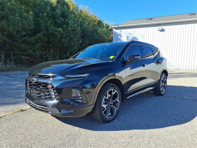 2022 Chevrolet Blazer RS photo 2