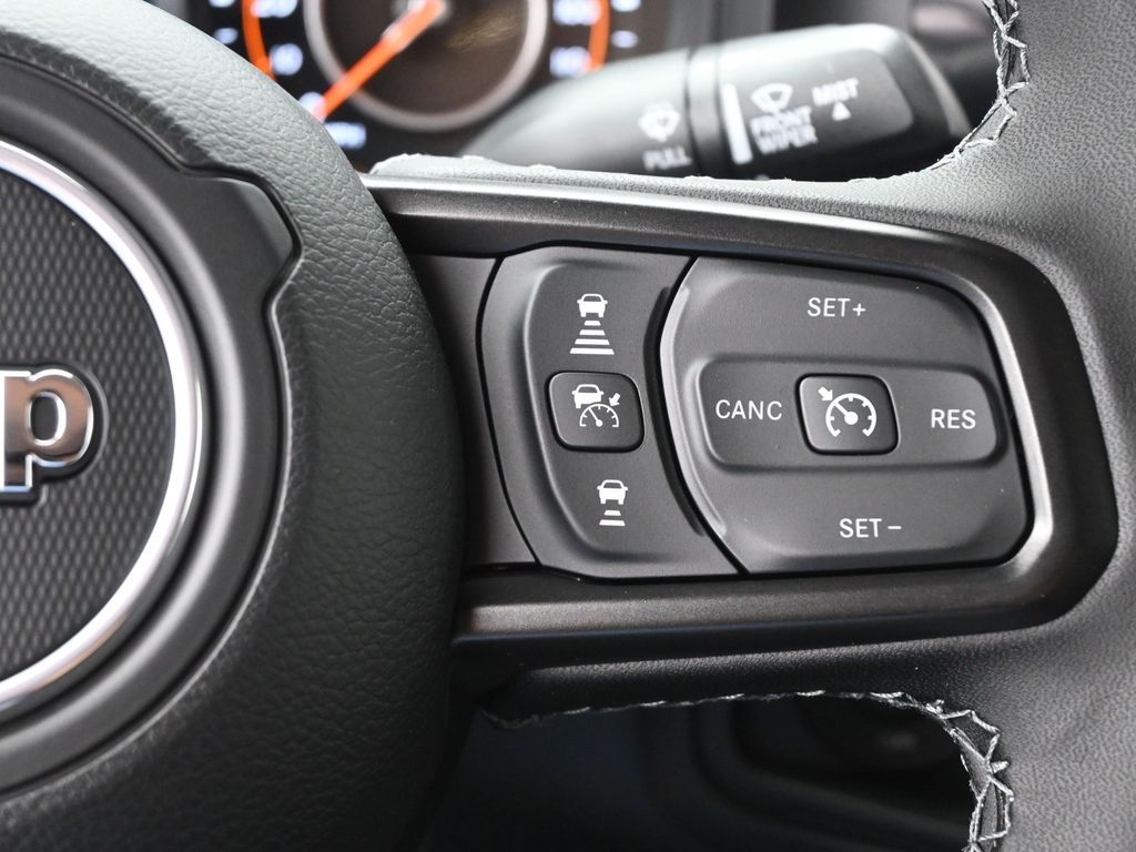 2025 Jeep Gladiator Sport photo 10