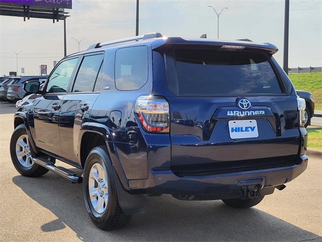 2021 Toyota 4Runner SR5 Premium photo 2