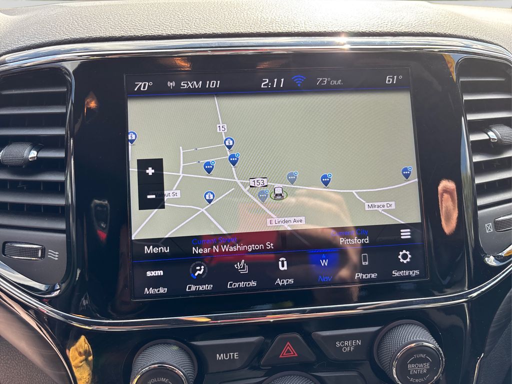 2021 Jeep Grand Cherokee Laredo X photo 26