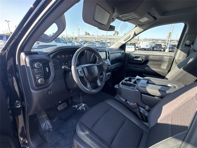 2024 Chevrolet Silverado 1500 Custom Trail Boss photo 2