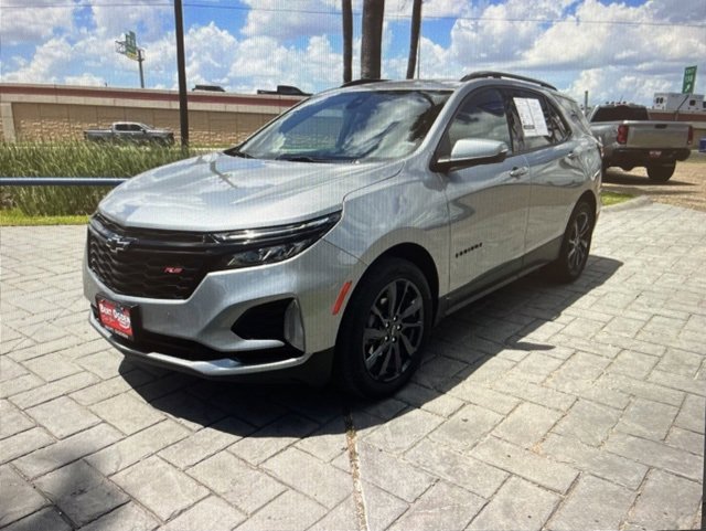 2024 Chevrolet Equinox RS photo 3