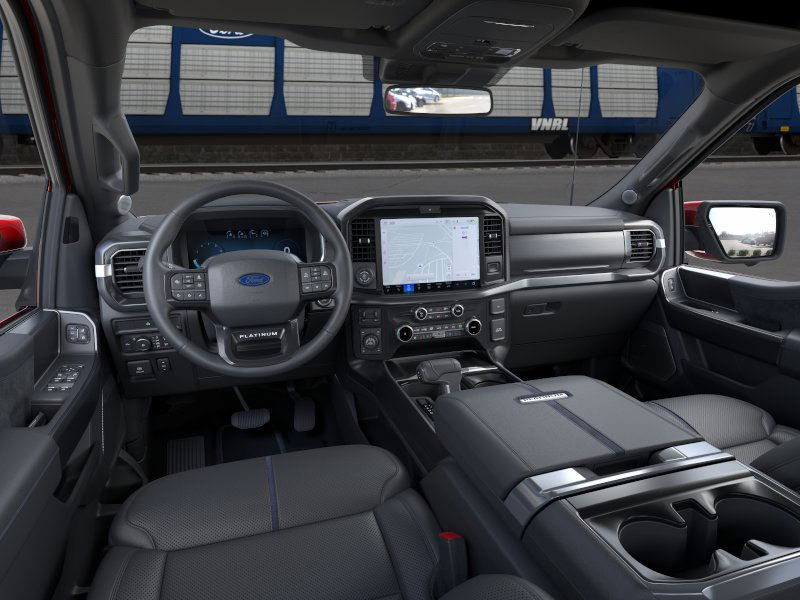 2025 Ford F-150 Platinum photo 4