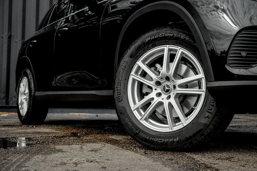 2026 Mercedes Benz GLC 300 4MATIC photo 6