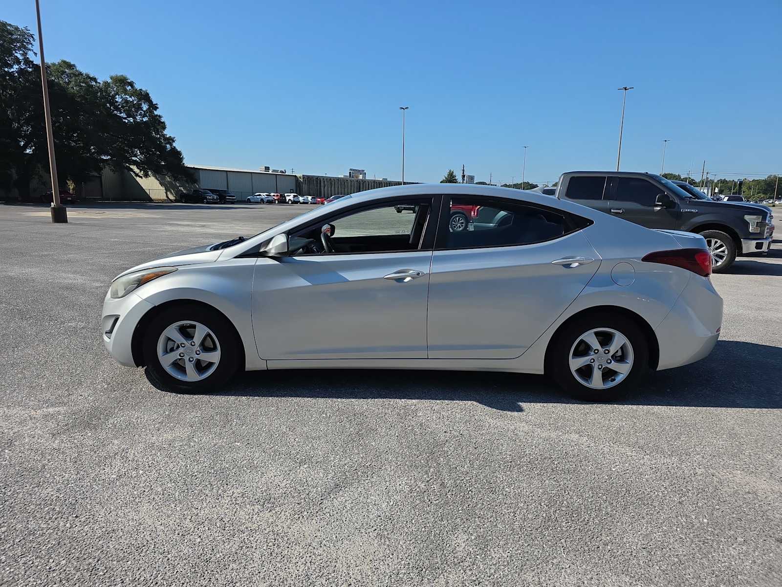 2015 Hyundai Elantra SE photo 4