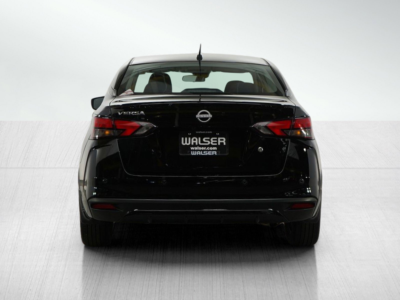 2024 Nissan Versa S photo 4