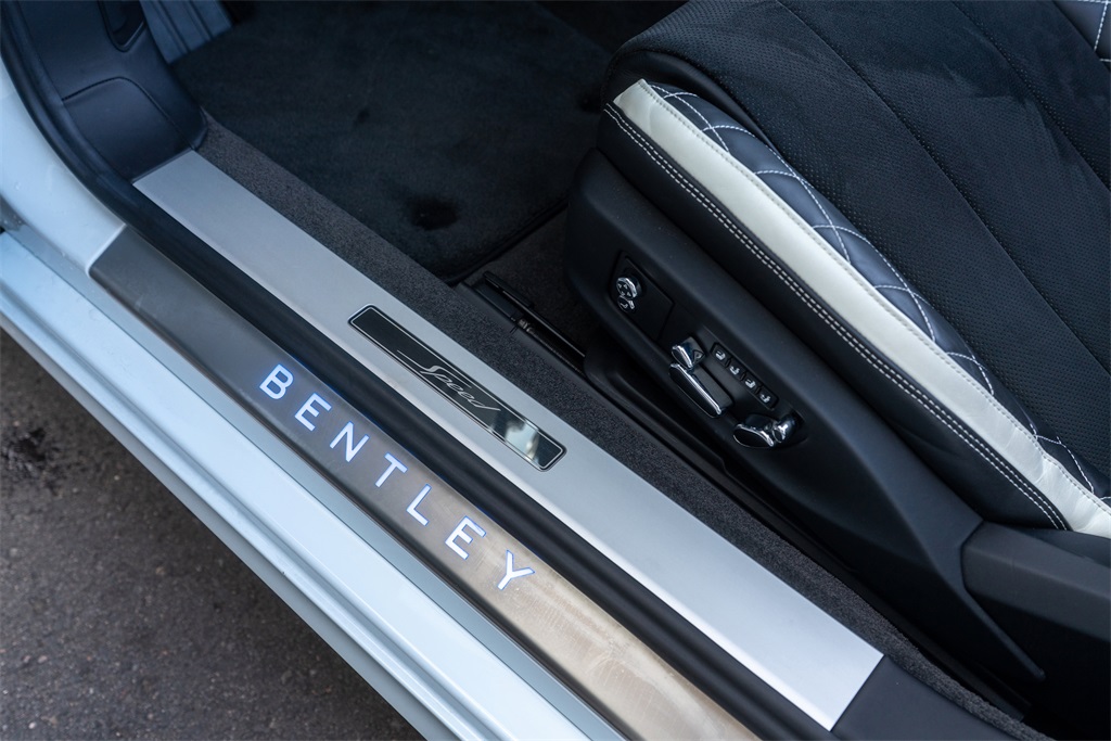 2024 Bentley Continental GT photo 16