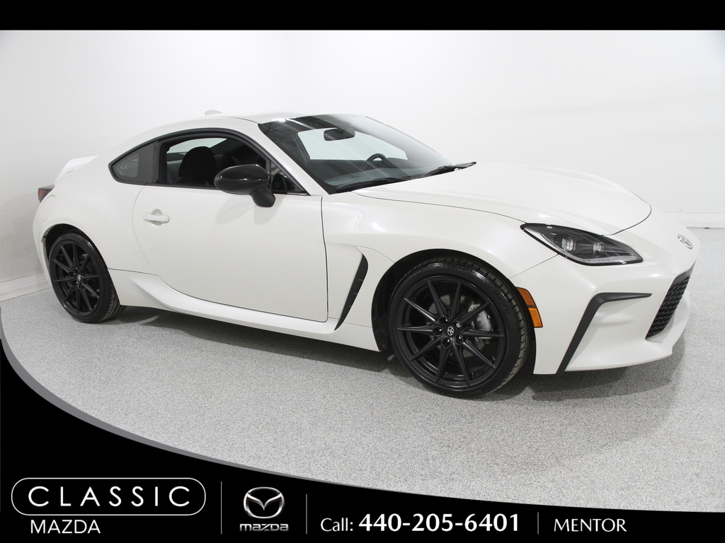 2023 Toyota GR86 Premium's photo