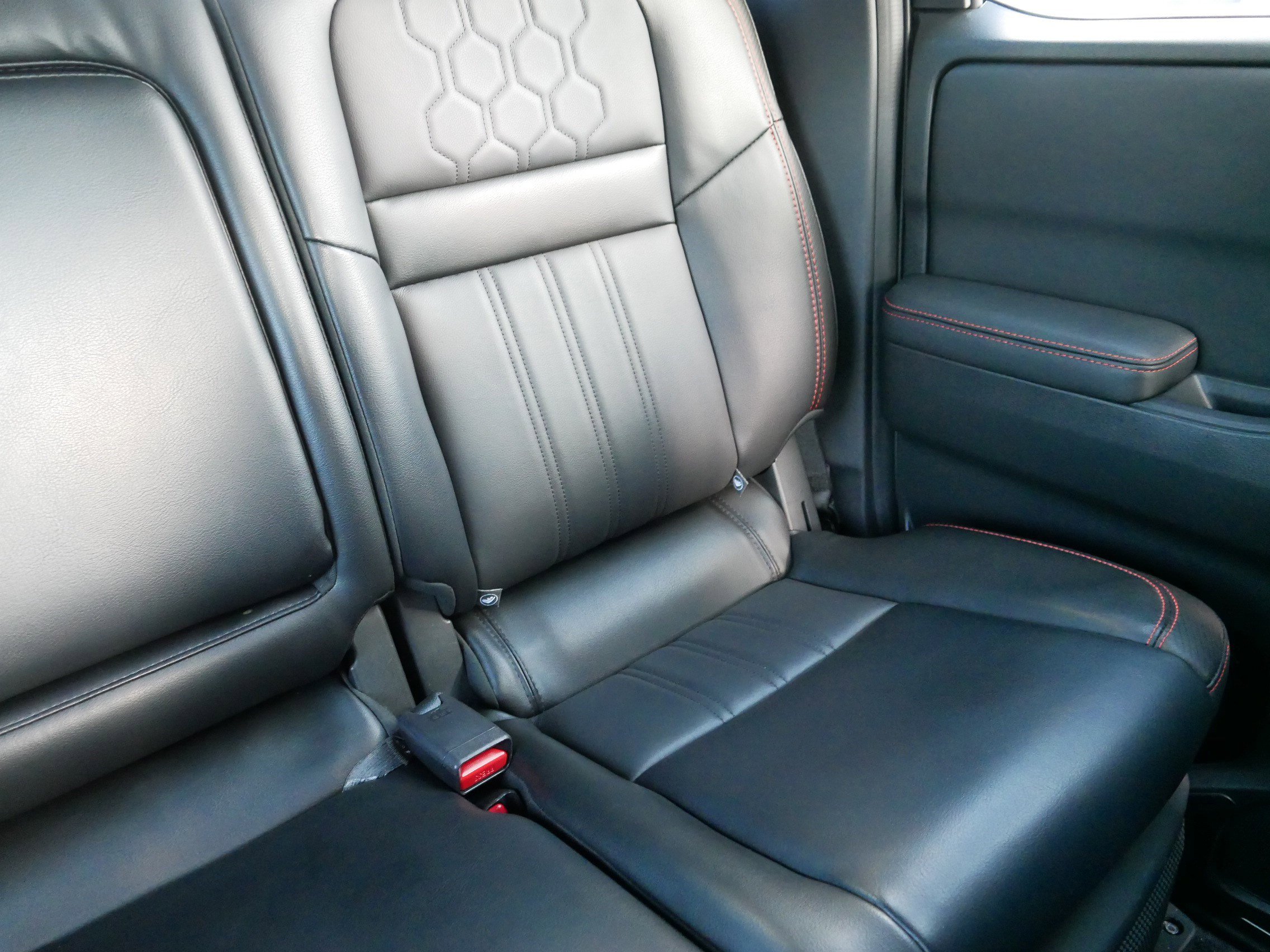 2023 Nissan Frontier PRO-4X photo 11