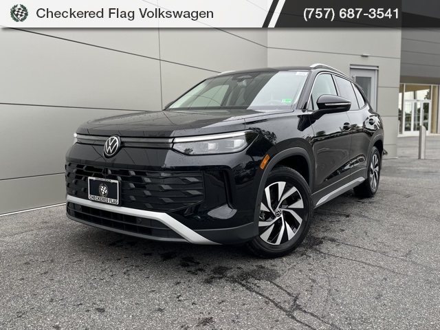 2025 Volkswagen Tiguan S's photo