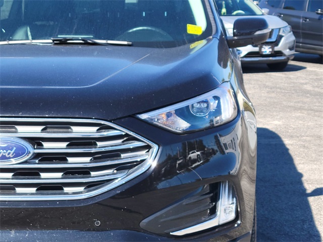 2024 Ford Edge Titanium photo 11