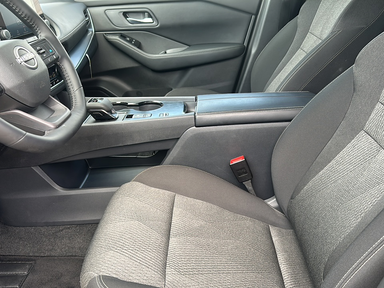 Certified Used 2025 Gun Metallic Nissan SV FWD image 13