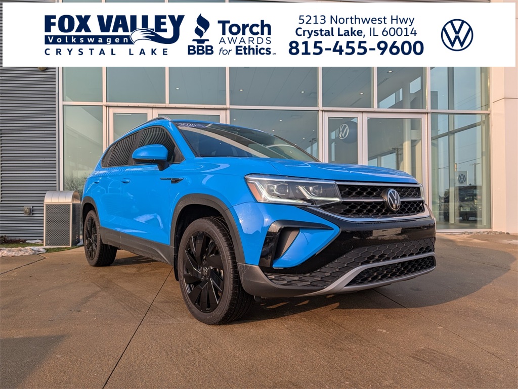 2024 Volkswagen Taos SEL's photo
