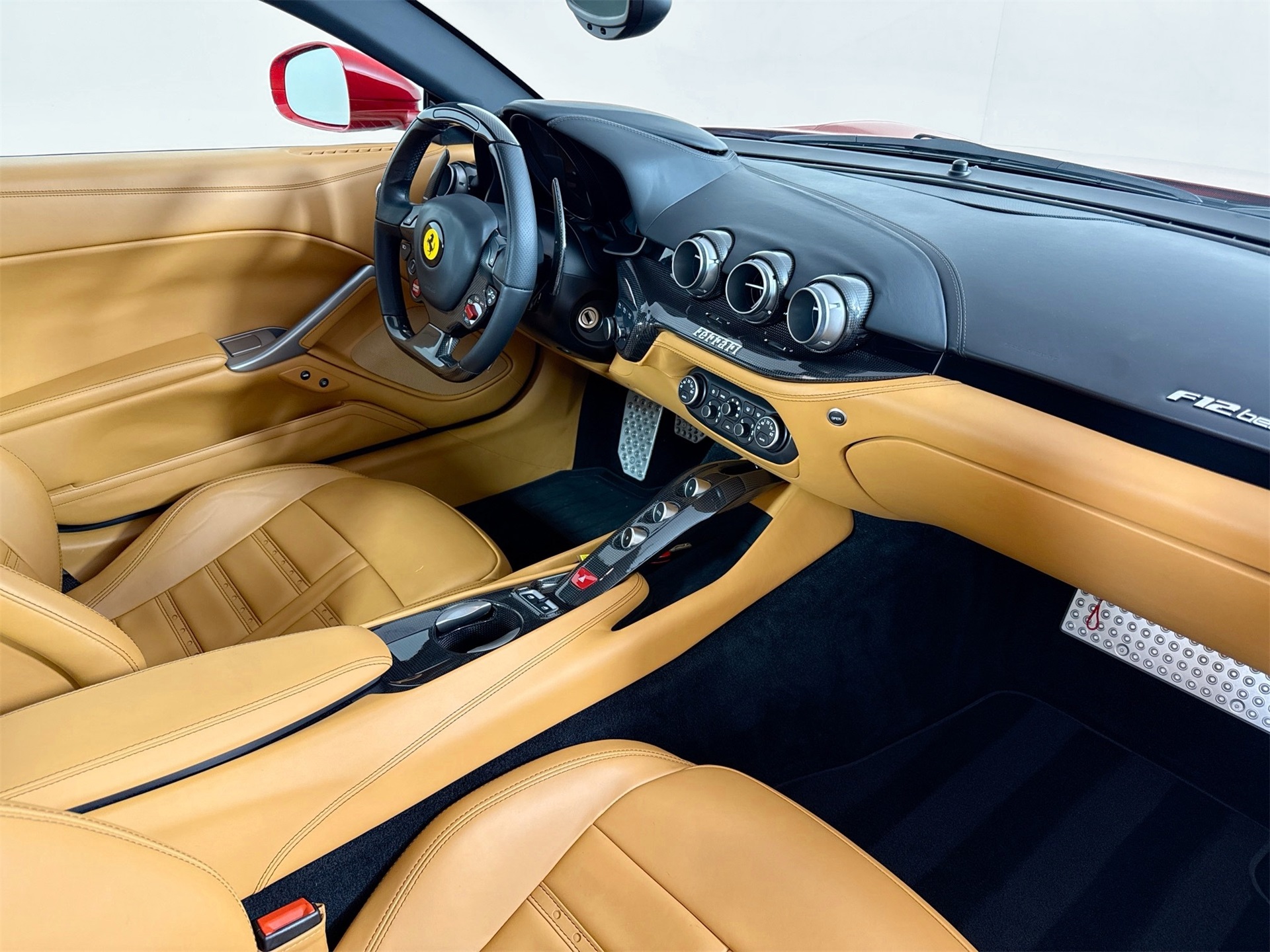 2015 Ferrari F12 Berlinetta F12 photo 21