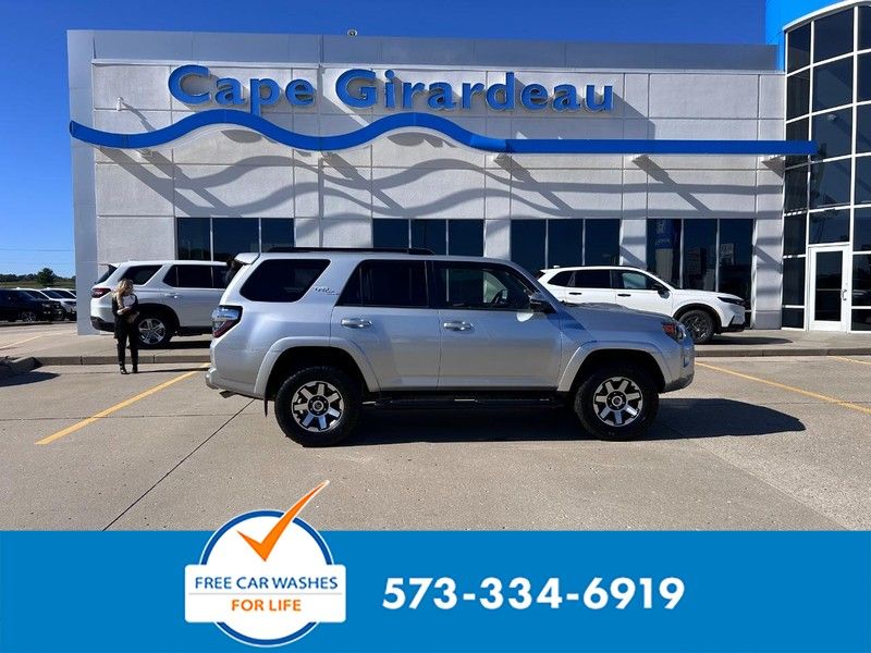 2023 Toyota 4Runner TRD Off-Road Premium's photo