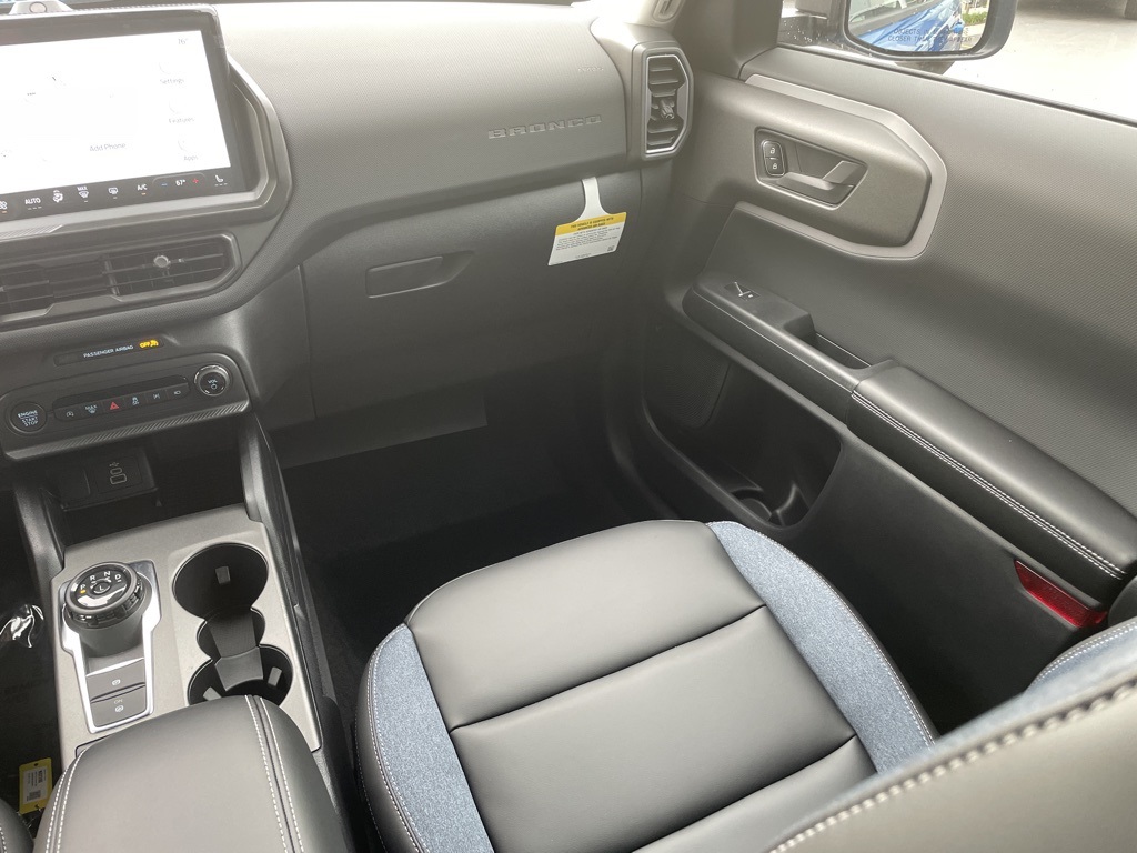 2025 Ford Bronco Sport Outer Banks photo 18