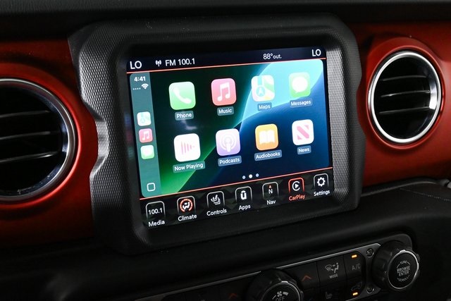 2020 Jeep Wrangler Unlimited Rubicon photo 14