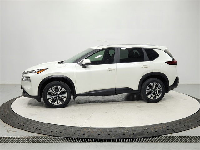 2022 Nissan Rogue SV photo 3