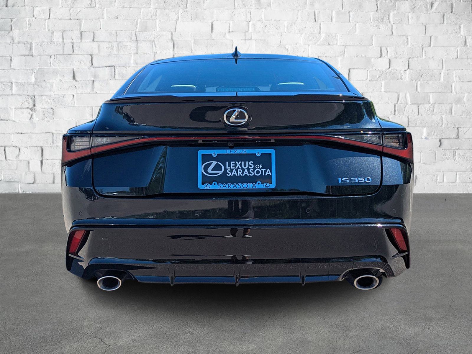 2025 Lexus IS 350 F SPORT photo 5