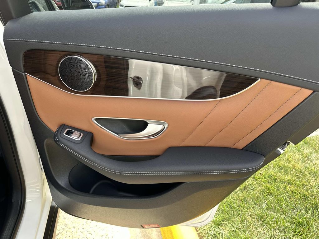2022 Mercedes Benz GLC 300 Coupe photo 19