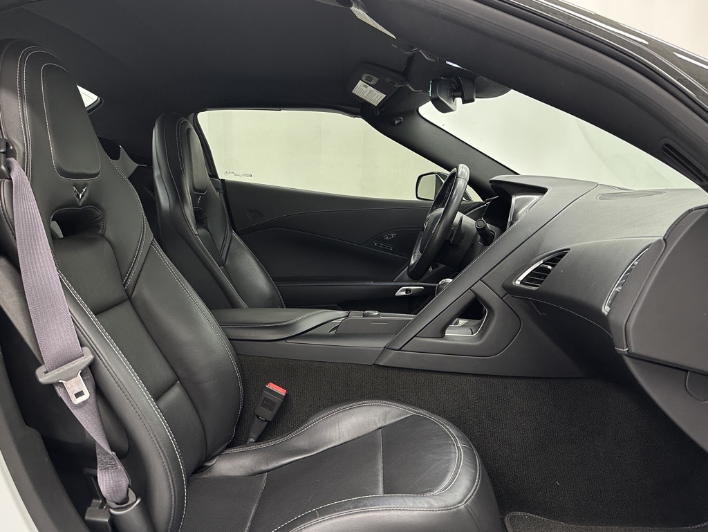 2014 Chevrolet Corvette Stingray Z51 2LT photo 21