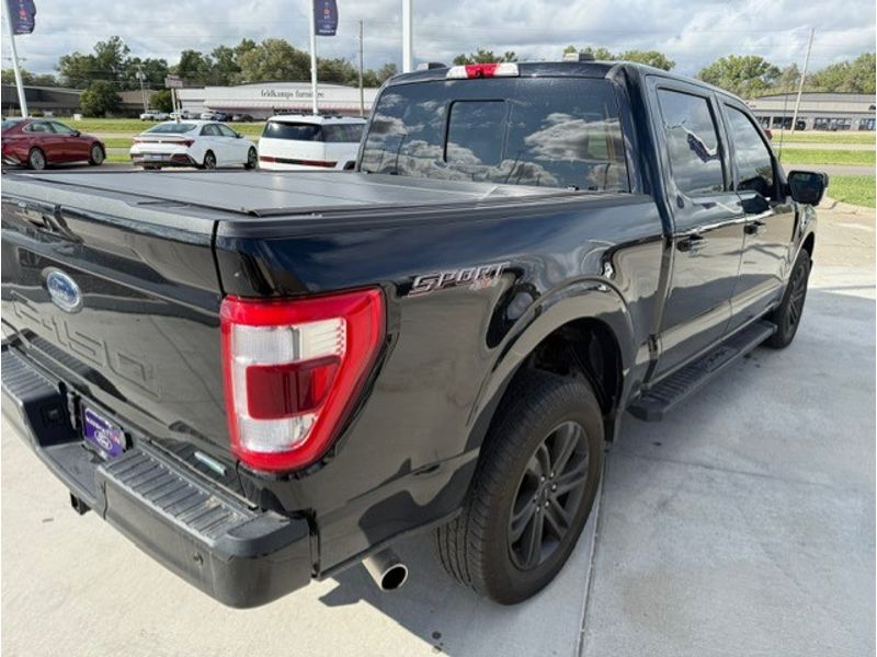 2022 Ford F-150 Lariat photo 7