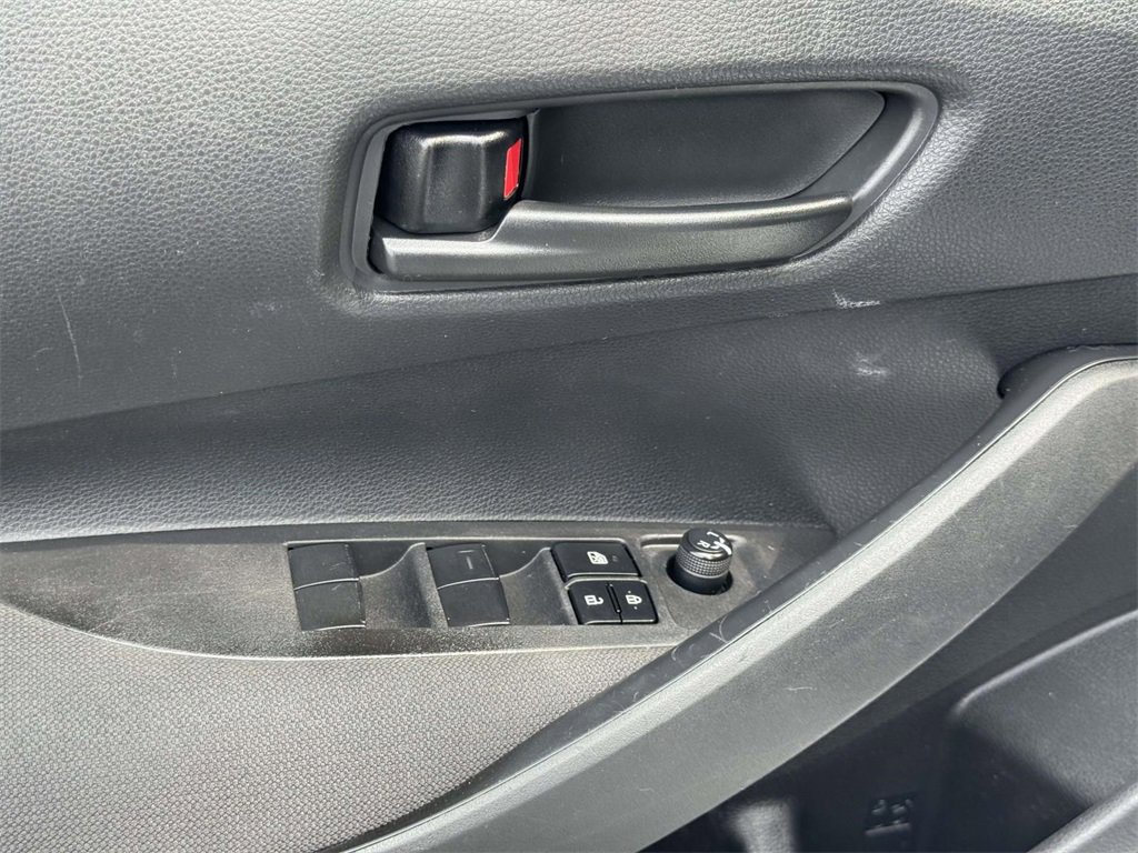 2024 Toyota Corolla LE photo 4